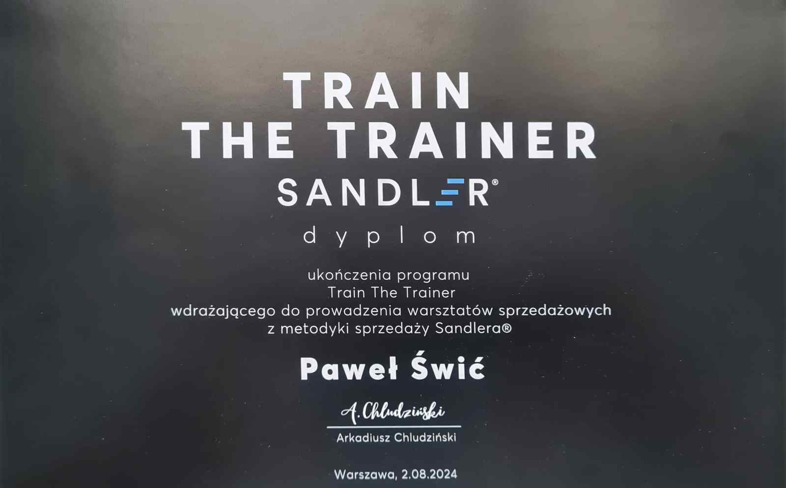Certyfikat Train To Trainer Sandler Pawła Świcia